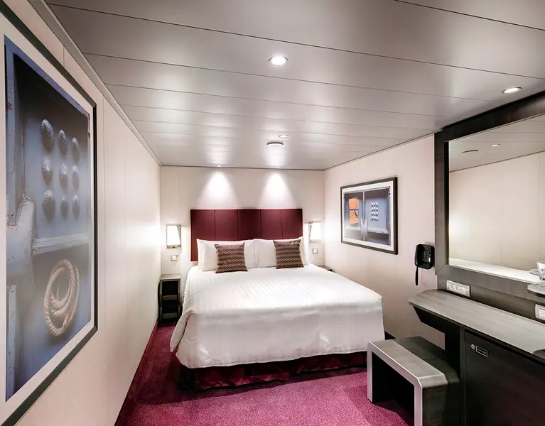 Deluxe Interior ( Module 17 sqm - Decks 11-14 )
