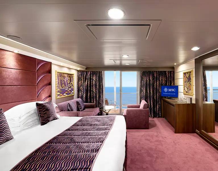 MSC Yacht Club Deluxe Suite ( Module 22 sqm - Balcony 6 sqm - Decks 15-16 )